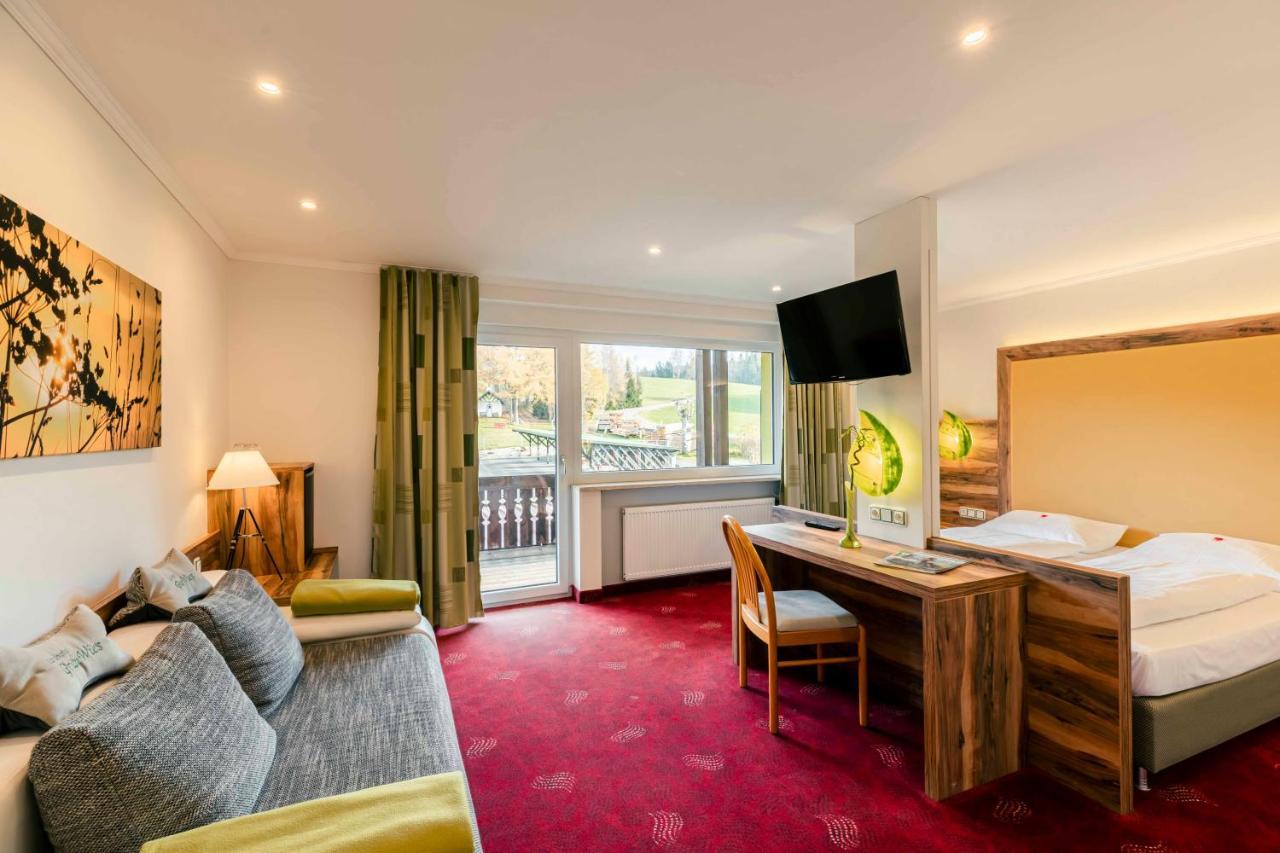 Landhotel Gruenwies -Bonsai-Wellness Garni (Adults Only) Lohberg Luaran gambar
