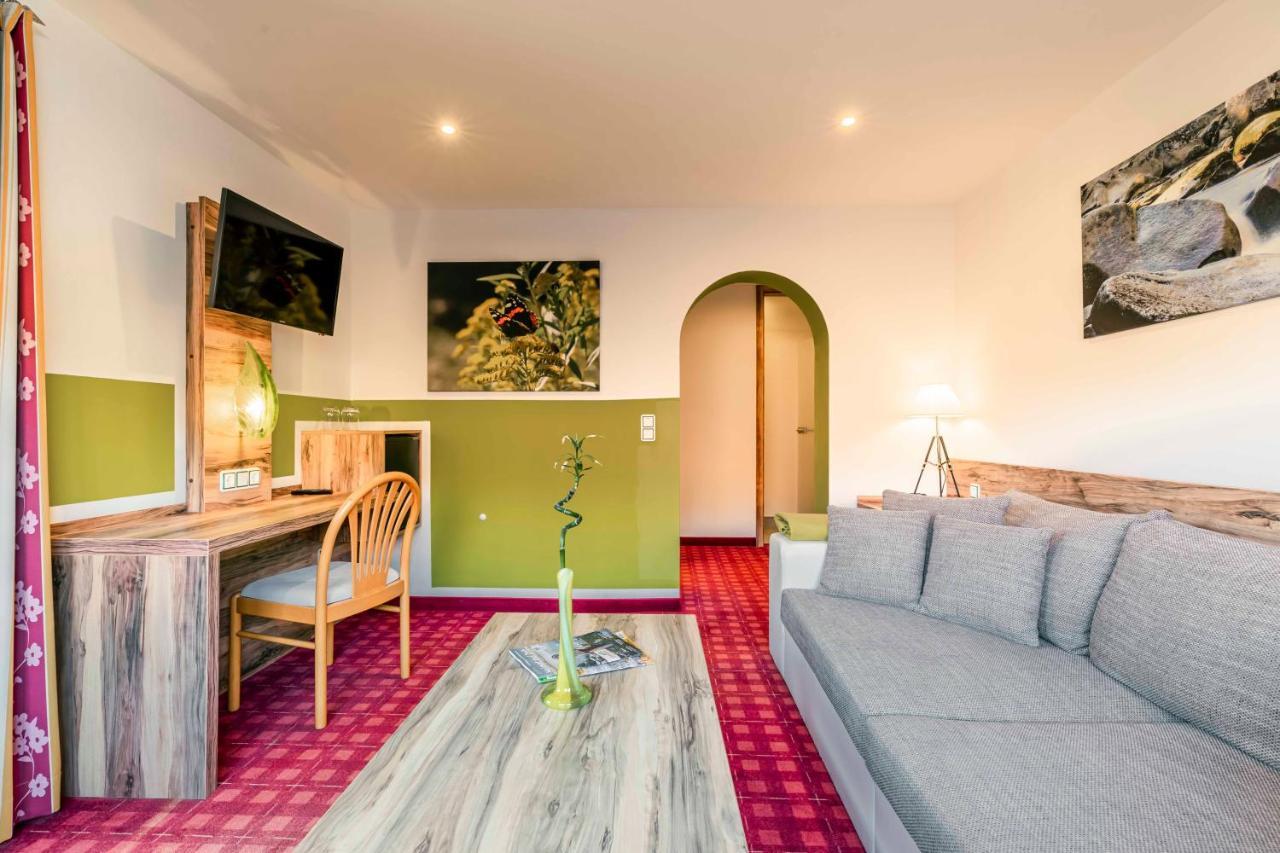 Landhotel Gruenwies -Bonsai-Wellness Garni (Adults Only) Lohberg Luaran gambar