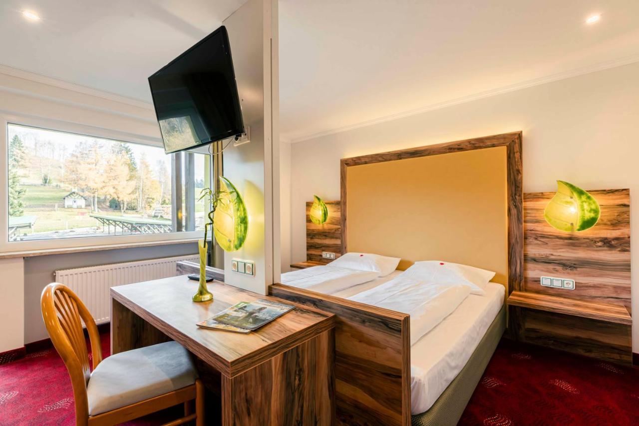 Landhotel Gruenwies -Bonsai-Wellness Garni (Adults Only) Lohberg Luaran gambar